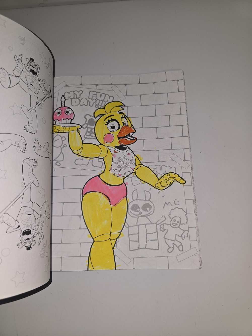 The Official Five Nights at Freddy's Coloring Book - White with Red Text - Picture 3 of 8